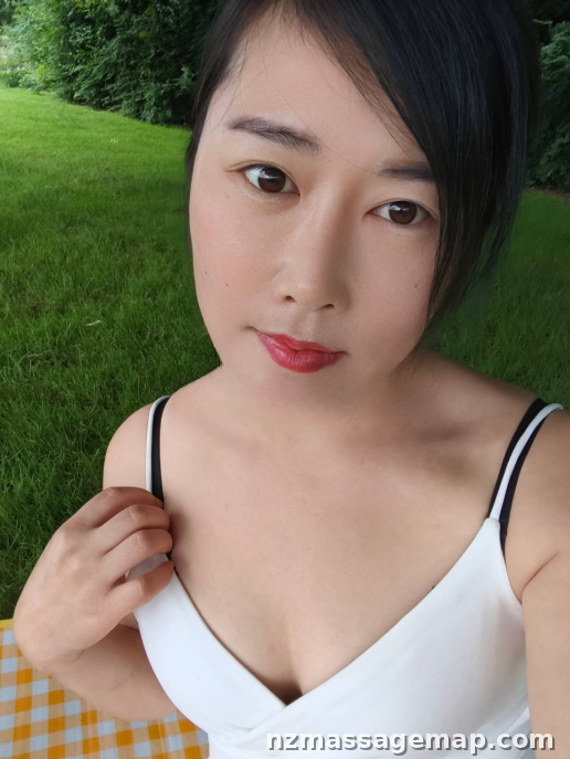 Lily massage Hamilton