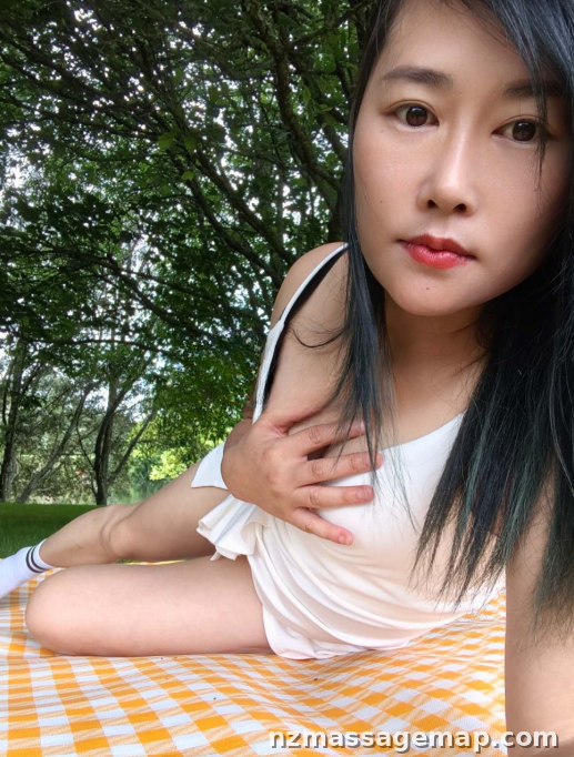 Lily massage Hamilton