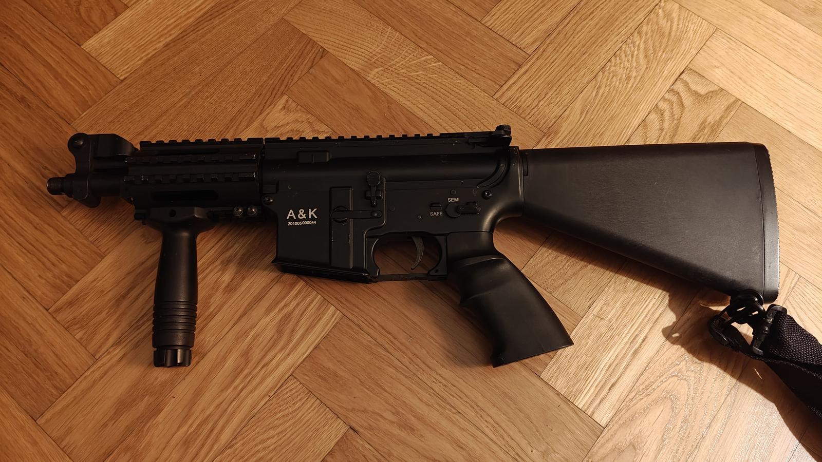 M4 Stubby-4 (stubby-4 A&K)