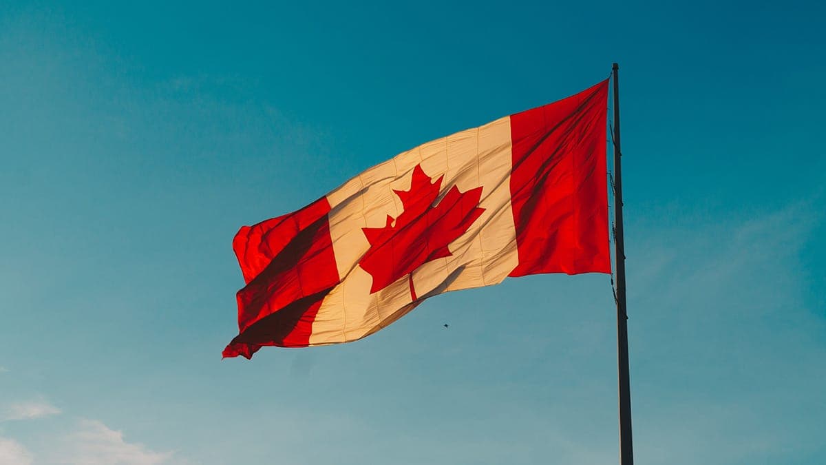BILL C-21 PONE FINE ALL'AIRSOFT IN CANADA