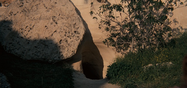 Angels at the Tomb | Jesus Film Project