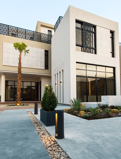 Uptown - Al-Khoyool Al-Arabiya