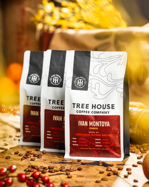 Starting the day with a fresh roast of Ivan Montoyo - Chiroso.