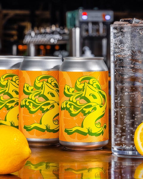 With an embrace of mango nectar and tangy citrus, our Mango Lemonade seltzer hits all the right notes.