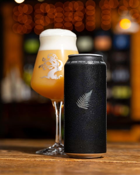 Overflowing with a custom blend of our favorite New Zealand hops, Silver Fern is one of our most popular regular offe…