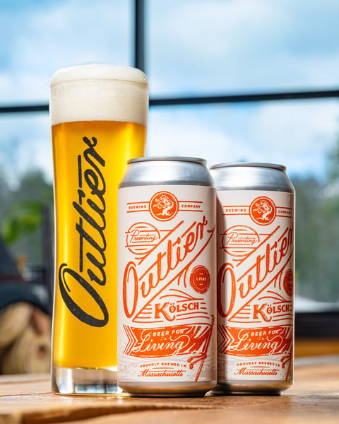 A sunny day, fresh Outlier Kölsche.