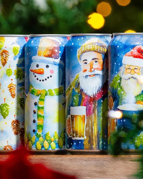 Every December, we experiment with a series of fruit-forward tea in harmony with our Tree House-style IPA.