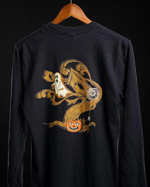 A super limited number of Scare-a-gon shirts are sprinkled throughout Tree House land today.