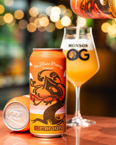 Electric Skies is an American Double IPA brewed with ultra pale malt and a combination of Nelson, Galaxy, and Citra h…