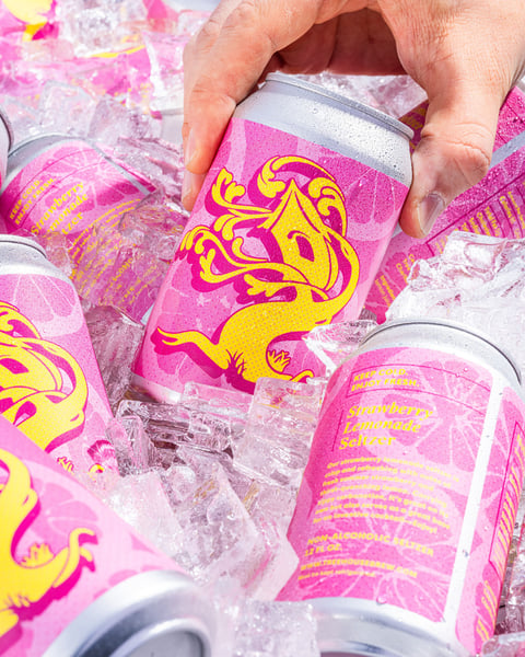 With notes of fresh strawberries and zippy lemon, our Strawberry Lemonade Seltzer is loaded with flavor and pairs per…