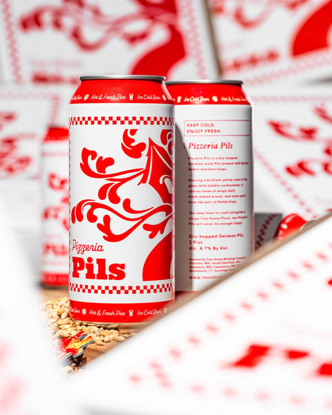 Pizza and beer: best friends forever.