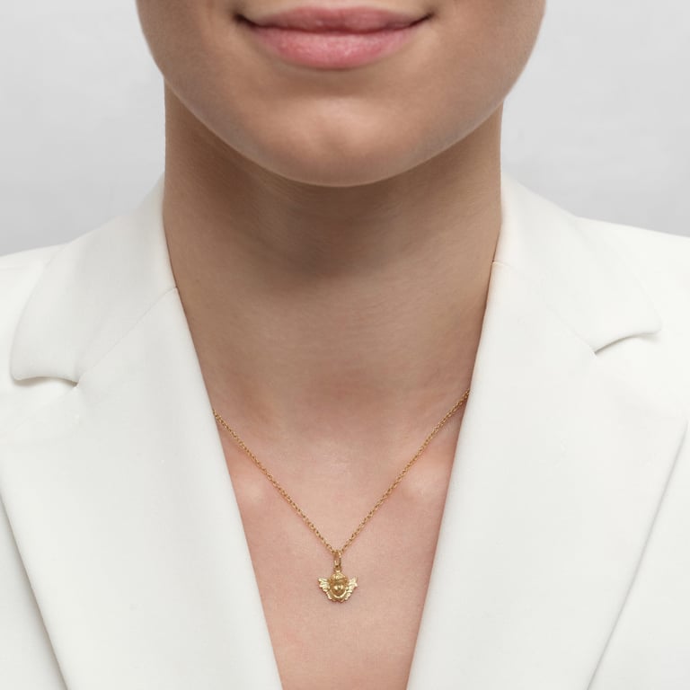 Schutzengel aus 18 Kt Gelbgold, am Hals getragen