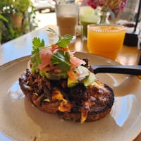 carnitas-molletes.jpg