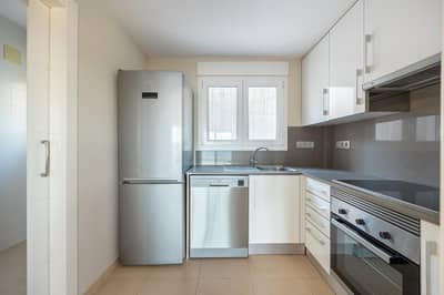 Property R4347190 - Image 5