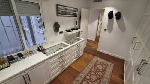 Luxueus gerenoveerd appartement met 4 slaapkamers en garage in het centrum van Torrevieja — foto 20