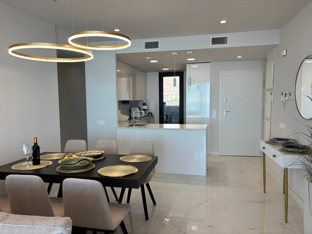 Property #RH21316 - 16