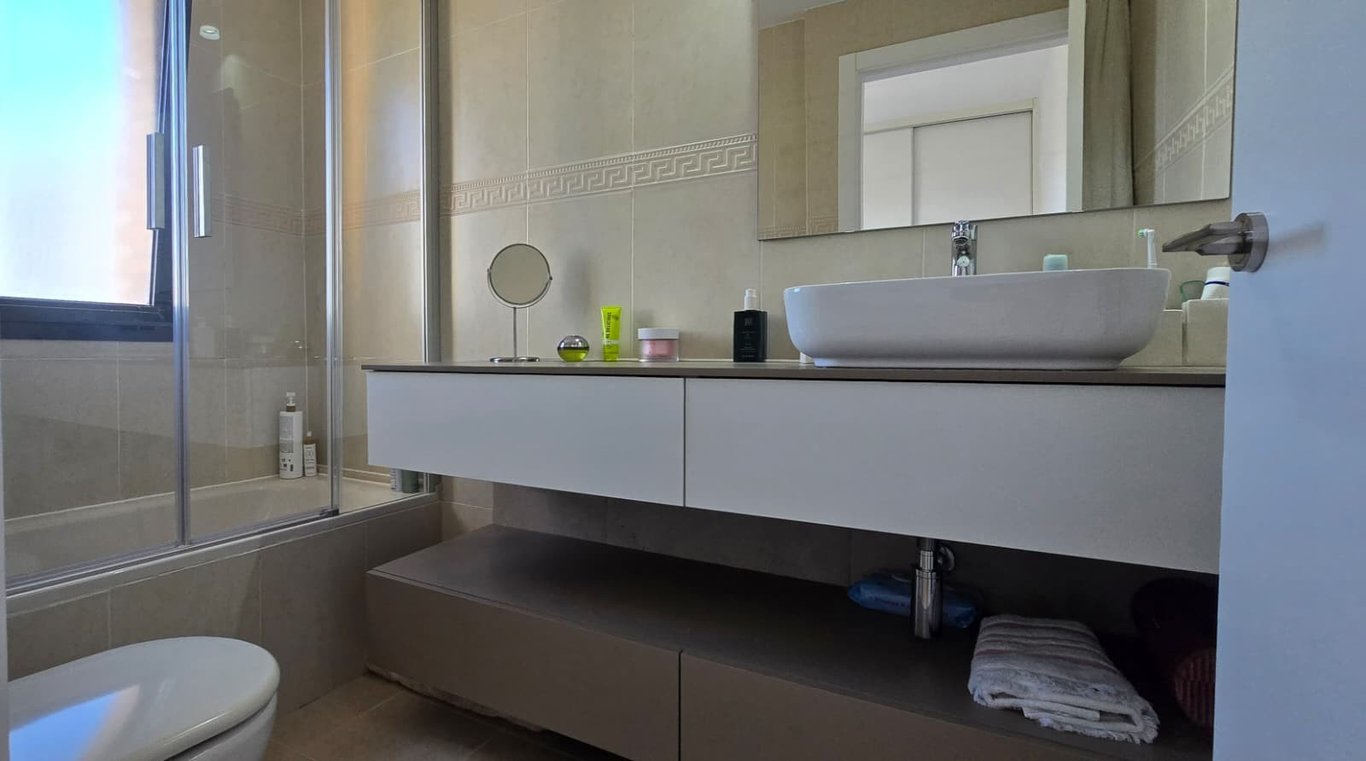 Property #RH21201 - 21