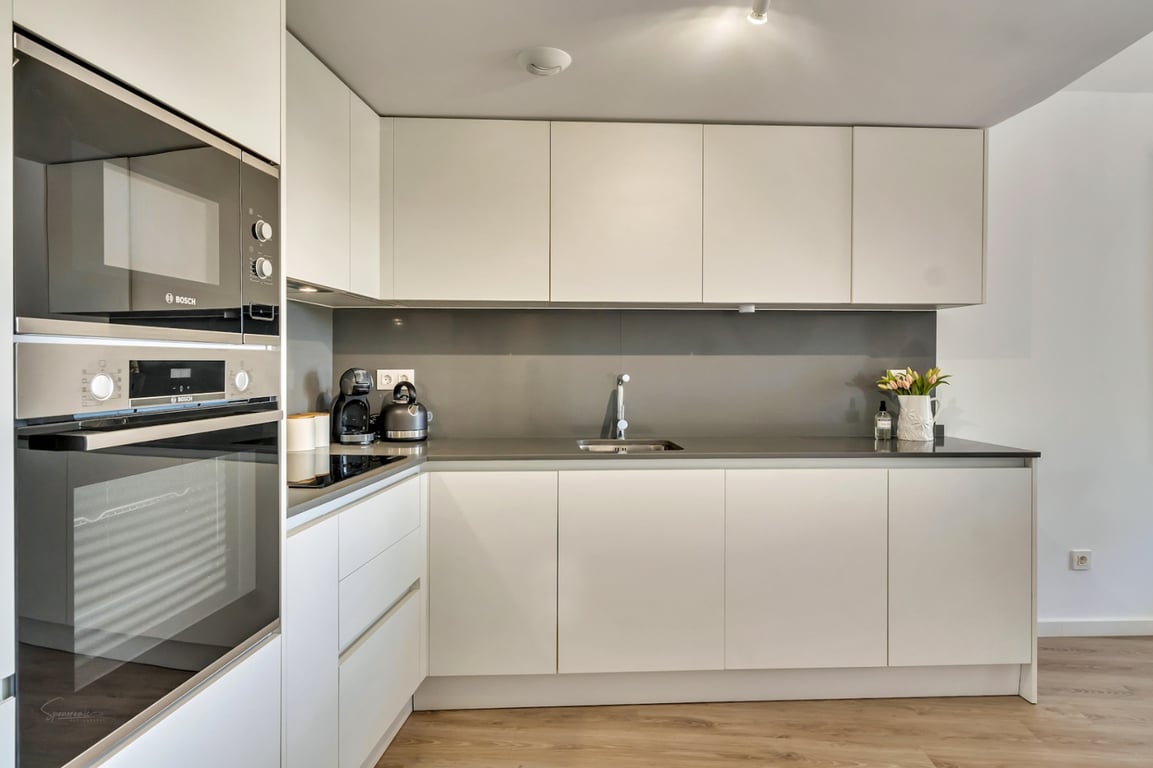 Moderno y elegante apartamento orientado al Sur con piscina, en Jávea - 15