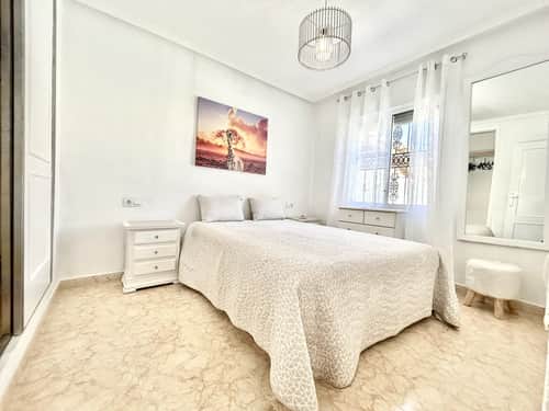 Rijwoning met 2 slaapkamers in Punta Prima — foto 13