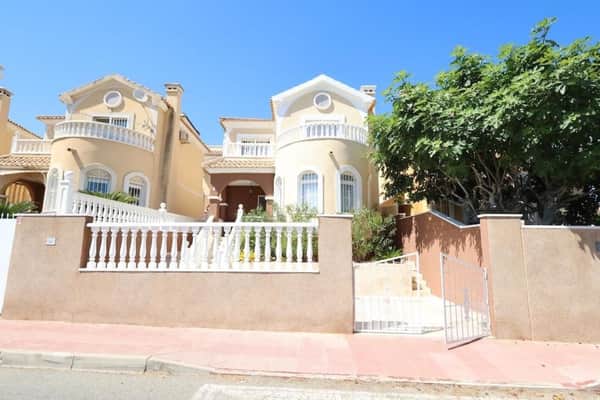 Villa met 3 slaapkamers in Villamartín