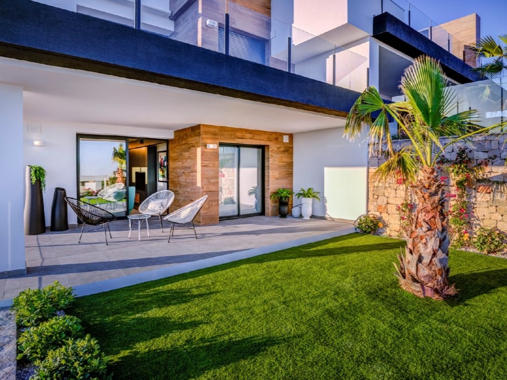 Neue 2-Zimmer-Wohnungen mit Terrasse und Solarium in Moraira — living room