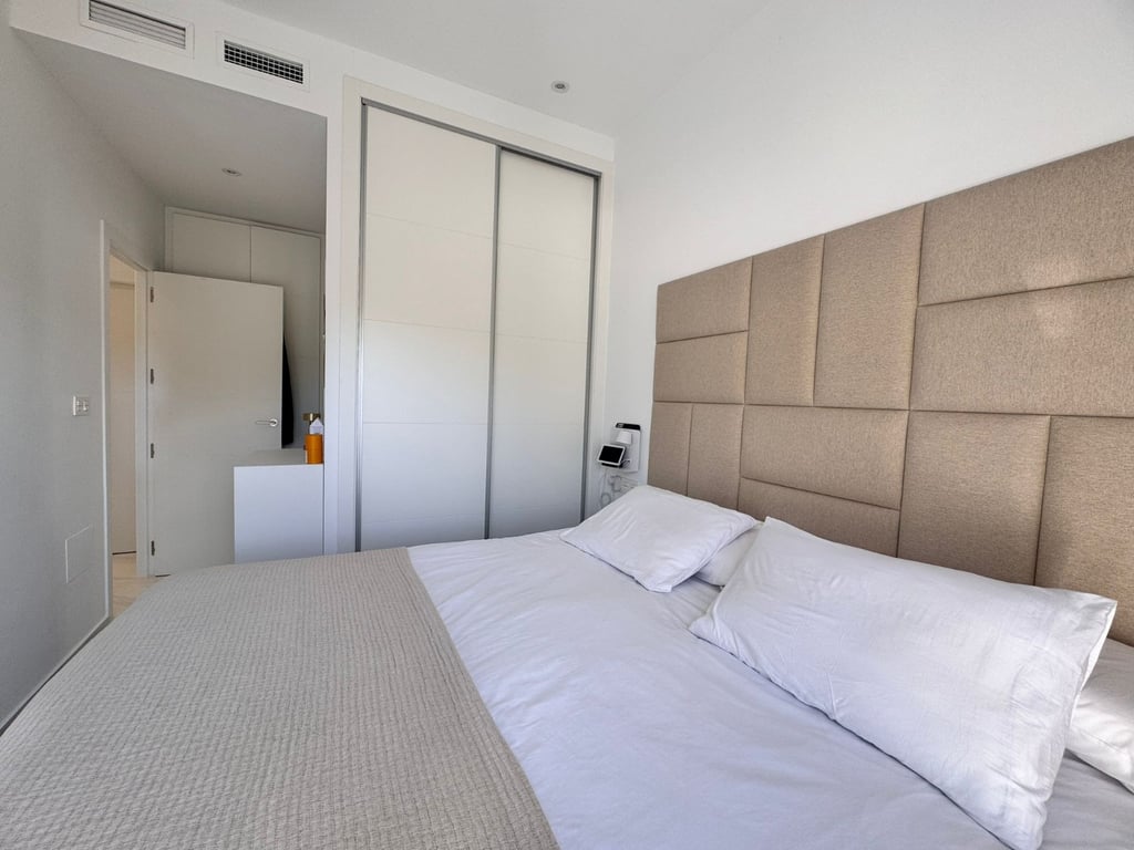 Property #RH21141 - 15