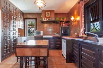 Property R4700455