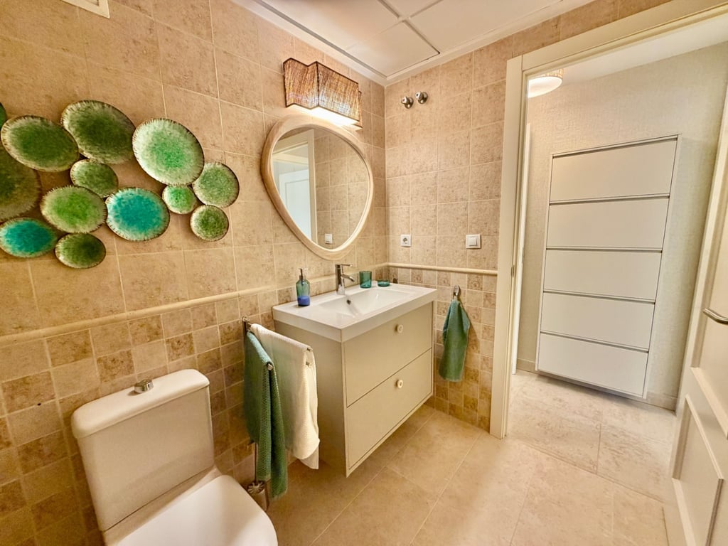 Apartamento reformado de 1 dormitorio en Denia con piscina comunitaria - 25