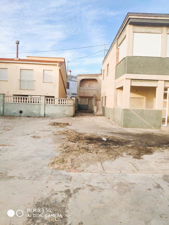 Conjunto de solares urbanos con 6 viviendas en chaflán a 4 calles – Gran oportunidad de inversión en zona costera - 4