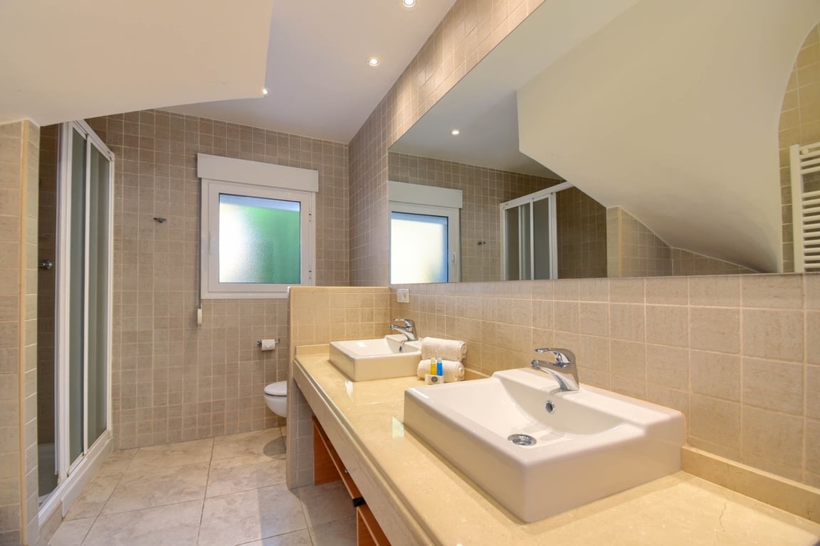 4-bed Villa in Jávea photo 16