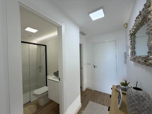 Gerenoveerd eerstelijns appartement met zeezicht in Torrevieja — foto 13