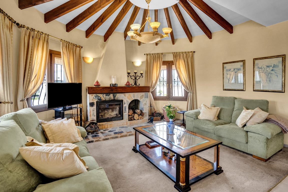 5-bed Villa in Murla photo 4