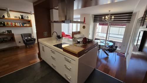 Luxueus gerenoveerd appartement met 4 slaapkamers en garage in het centrum van Torrevieja — foto 2