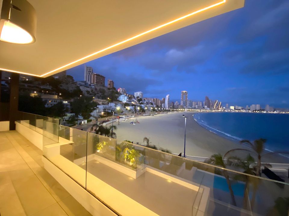 Ultimo duplex en venta en 1 linea de playa de Benidorm - 17
