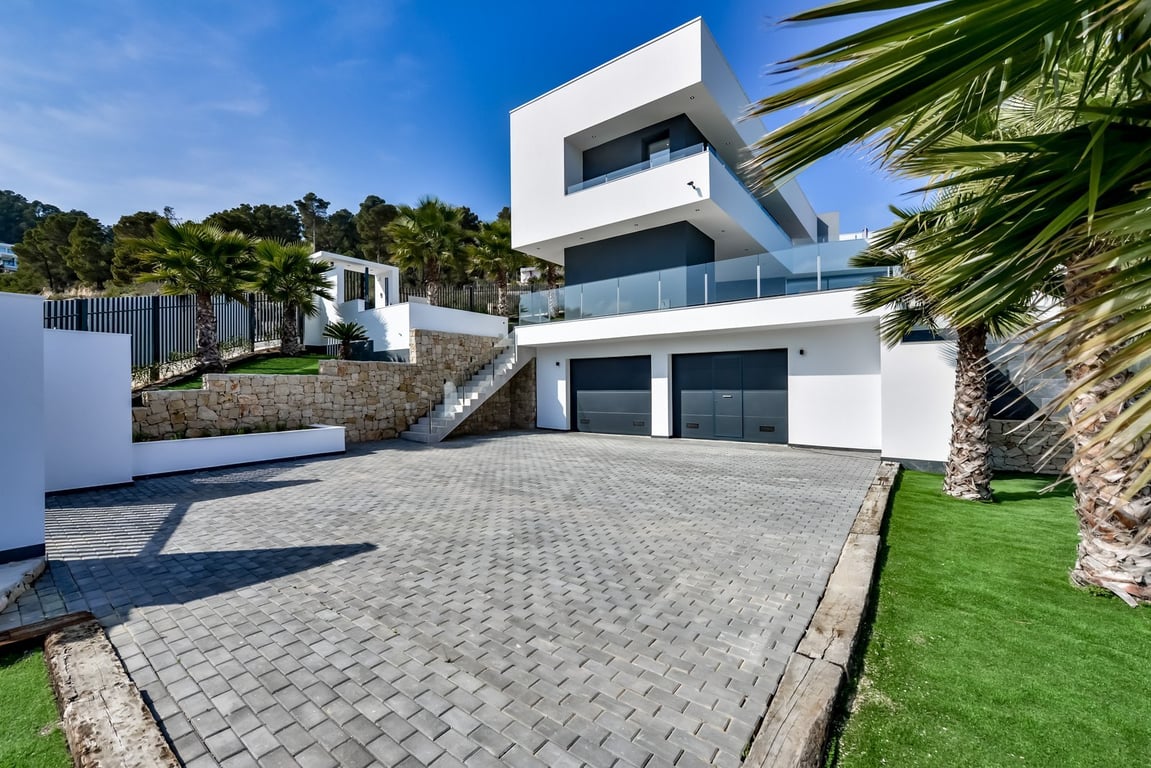 Villa moderna de lujo con vistas al mar en venta en Javea - 12