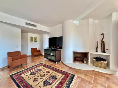 Ruim appartement met 2 slaapkamers, overdekt terras en zwembad in Punta Prima, Torrevieja — foto 23