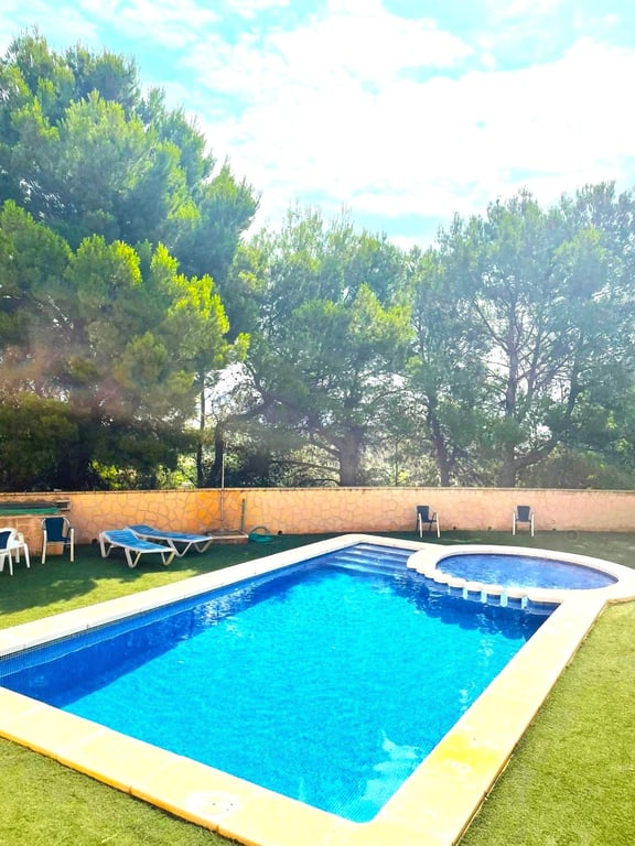 Property #RH20385 - 4