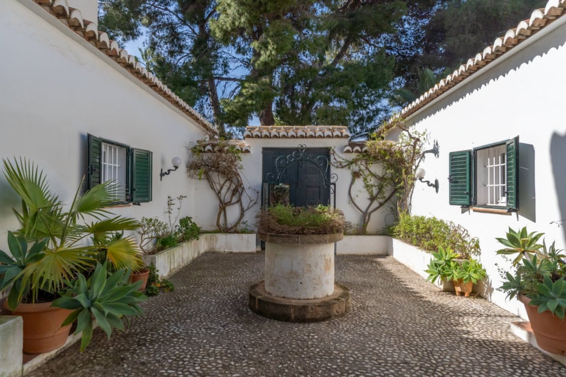 Impresionante villa con vistas increibles al mar en la urbanizacion el Tosalet - 6