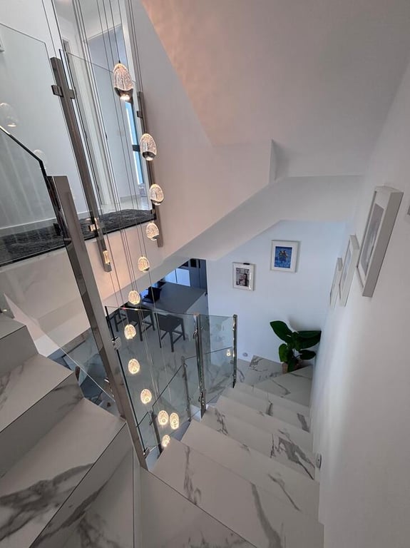 Property #RH21342 - 17