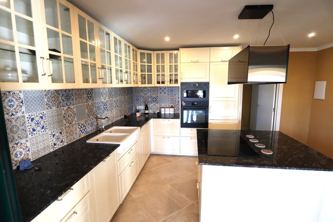 6-bed Villa in Pedreguer photo 16