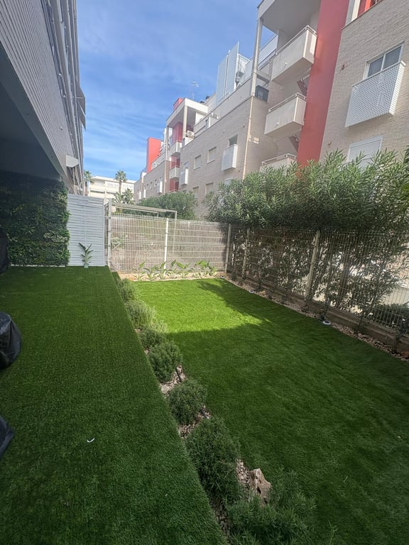 Apartamento reformado de 1 dormitorio en Denia con piscina comunitaria - 29