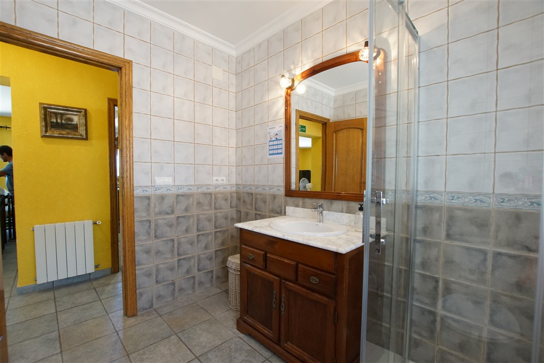 Property #RH20905 - 9