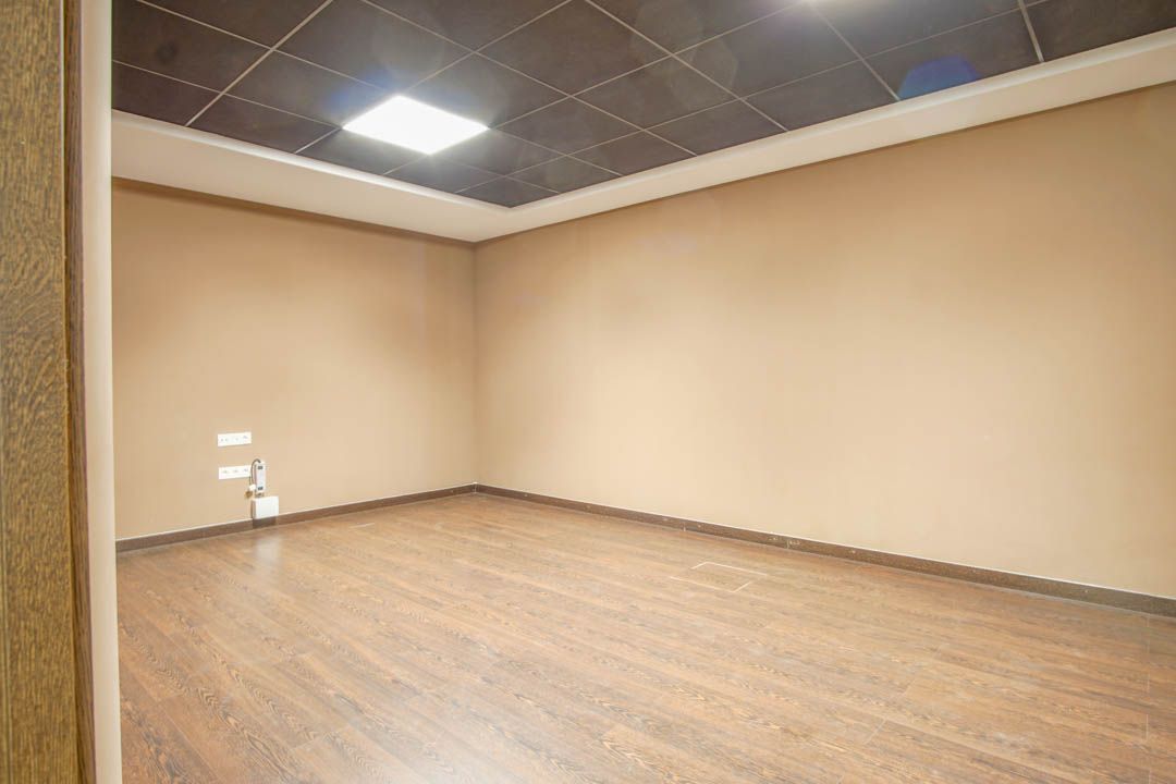 Property #RH21270 - 10