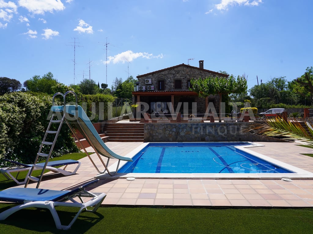 Masía con piscina, zona ecuestre y gran parcela en Granollers - 13