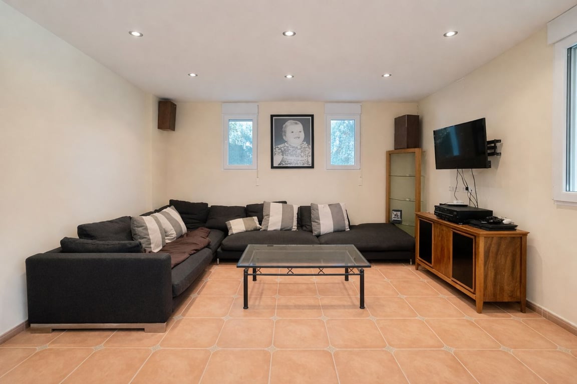 Villa de 3 dormitorios, apartamento de invitados y vistas al mar en el Montgó, Dénia - 22