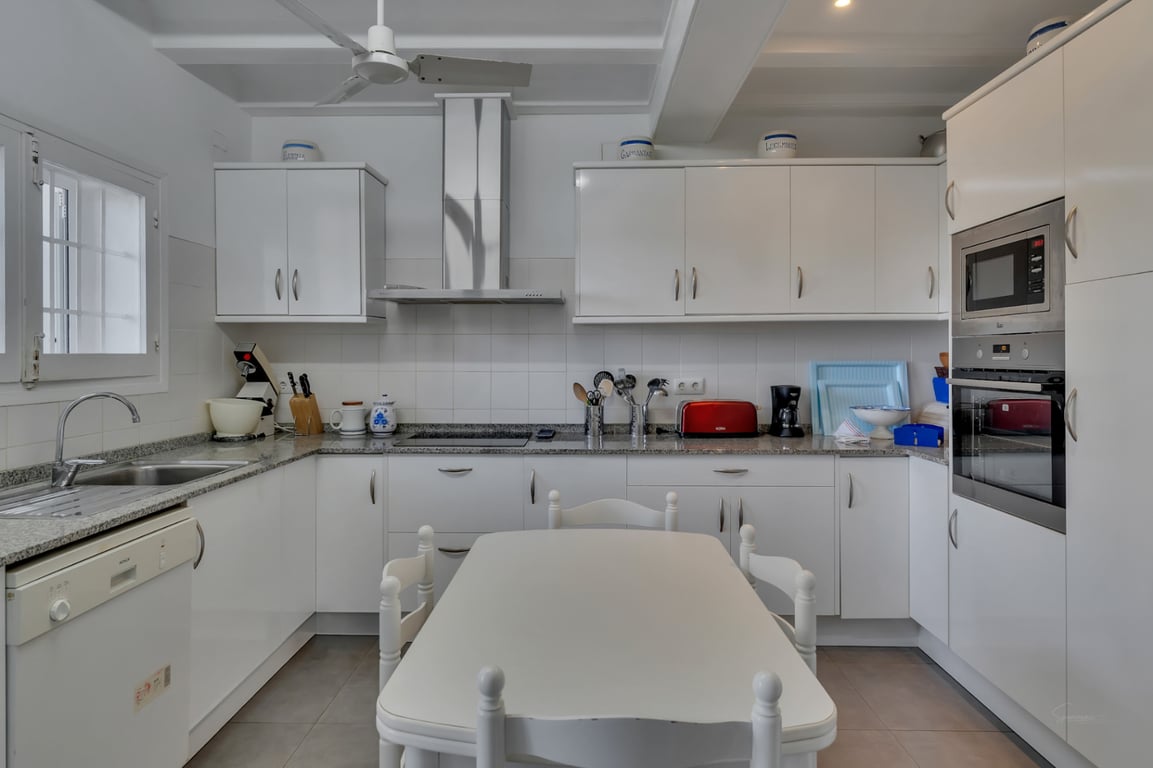 Impresionante villa con vistas increibles al mar en la urbanizacion el Tosalet - 12