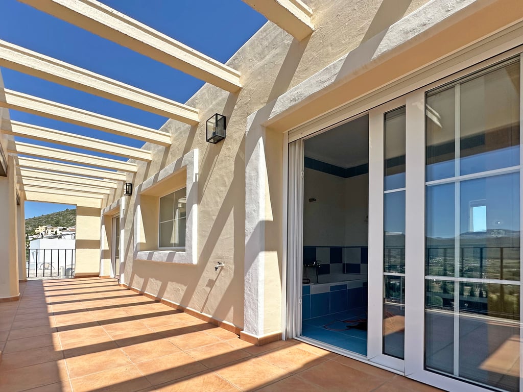 Property #RH20901 - 24