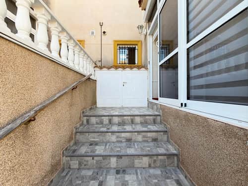 Rijwoning met 2 slaapkamers in Orihuela Costa — foto 12