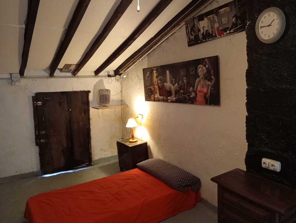 Property #RH21314 - 17