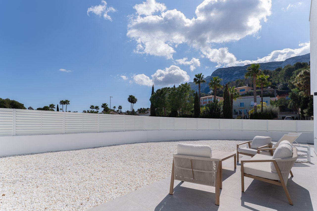 Villa de nueva construcción en Tossal Gross, Dénia — 3 dormitorios · 3 baños · Vistas al Montgó